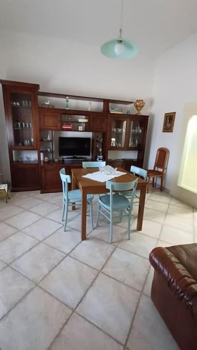 Casa Vacanze Luisa Lazzeretto Екстер'єр фото
